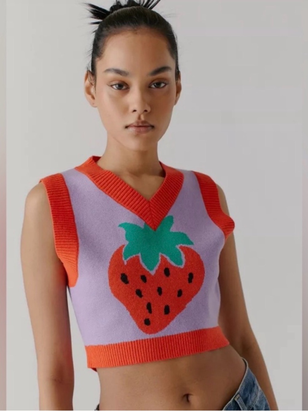 Urban Outfitters, Randi Cropped
Sweater Vest, Strawberry